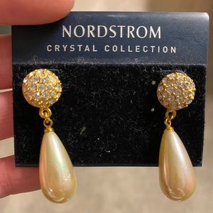 Nordstrom Crystal Collection drop pearl earrings